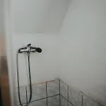 Roztomilá A Utulná Azzy Na Samotě V Lese. * Valašské Klobouky