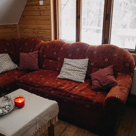 Chalet Roztomilá A Utulná Azzy Na Samotě V Lese.